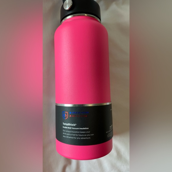 NWT Flamingo 32 oz Hydro Flask Wide Mouth water bottle - Picture 6 of 7